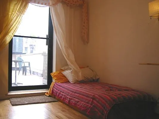 Rented by S&H Equities | media 6