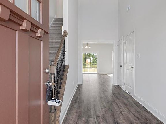 5th image of 905 Nubble Court