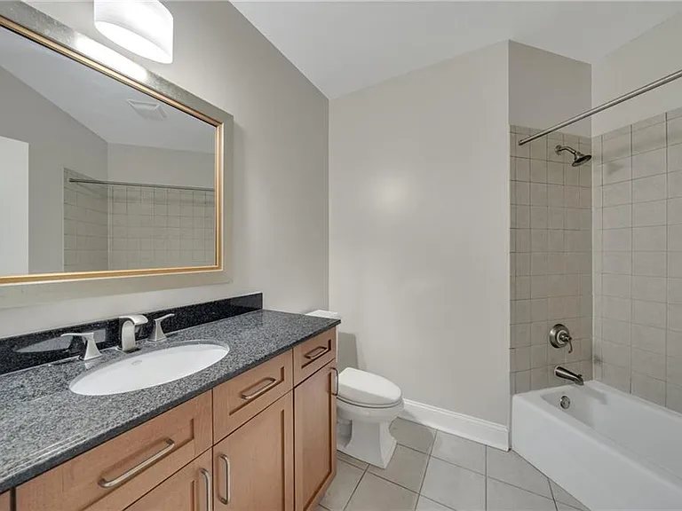 325 E Paces Ferry Rd NE #601 — Photo 14