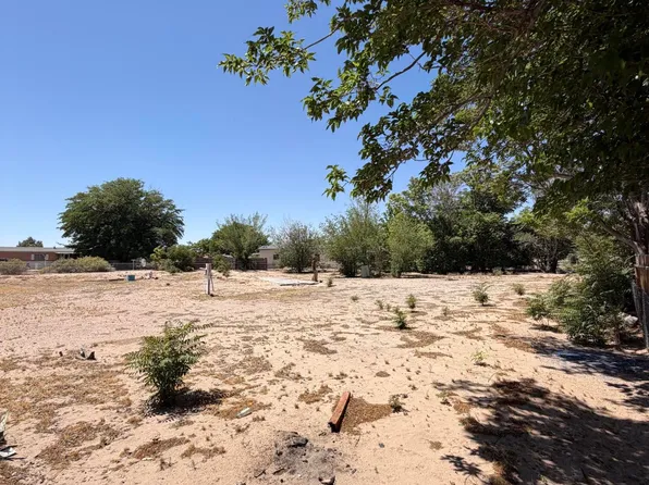 3025 Kirsten Rd SW, Albuquerque, NM 87121