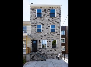 341 Delmar St, Philadelphia, PA 19128