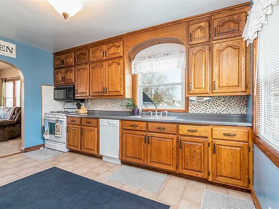 Cute Country Kitchen!