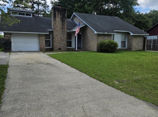 135 James Rd, Summerville, SC 29486