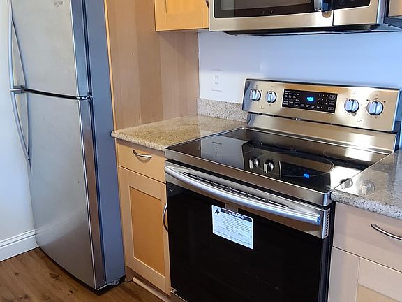 4th image of 2090 Sahara Way APT 8