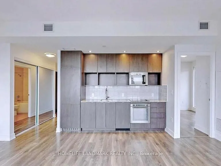 89 McGill St #1305 — Photo 20