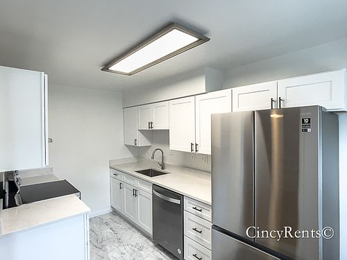2nd image of 1295 Herlin Pl APT 4