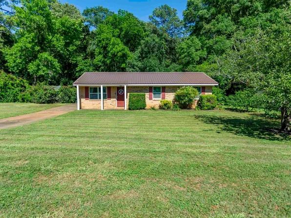 209 Meadowgreen Dr, Montevallo, AL 35115