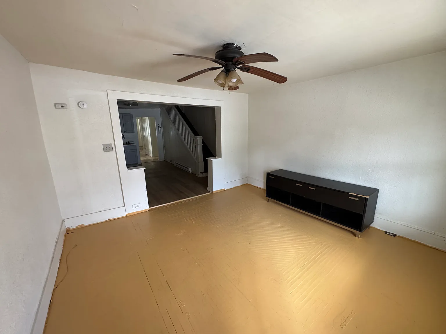 4 bed, 1428 sqft, $1,400 — Photo 3