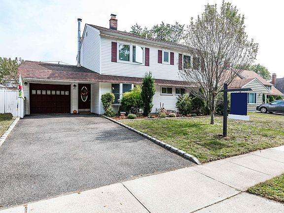 2nd image of 251 Acre Ln