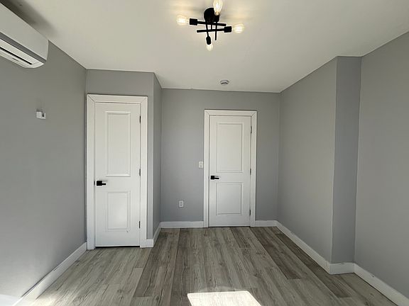 4th image of 85 Zabriskie St #2R
