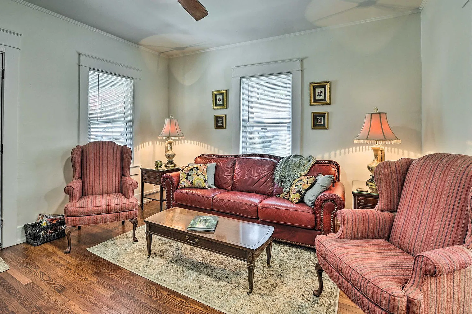 2 bed, 1.0 bath, 990 sqft, $2,991 — Photo 3