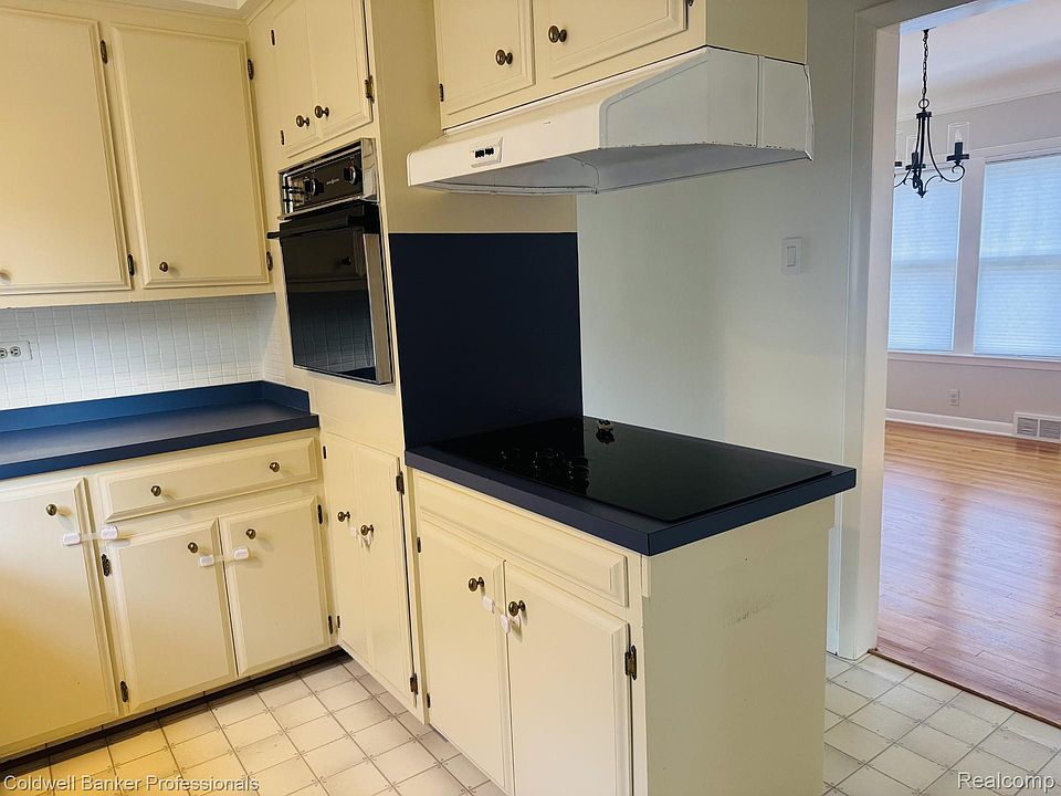 907 Lockwood Rd, photo 13