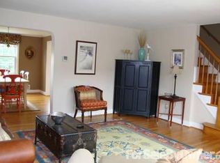 1587 Doxbury Rd, Towson, MD 21286