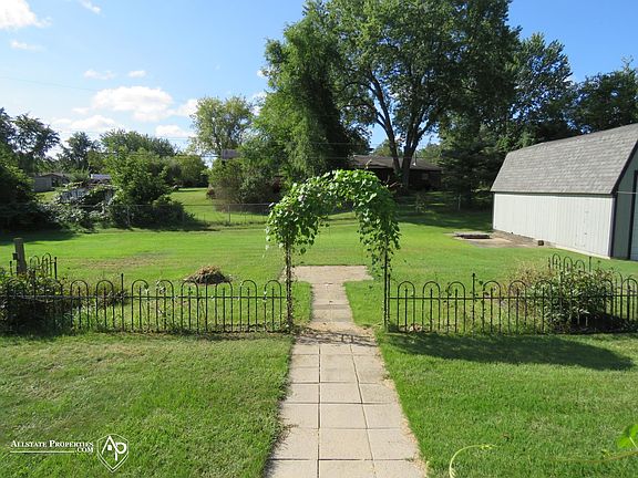 4th image of 2540 David Ln