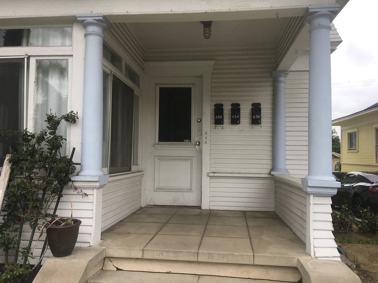 Studio, 350 sqft, $1,650 — Photo 3