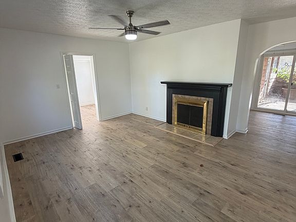 5th image of 5407 Villa Rd