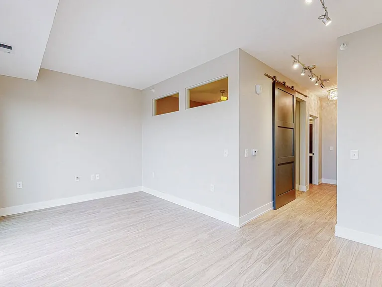The Finn Apartments — Photo 27
