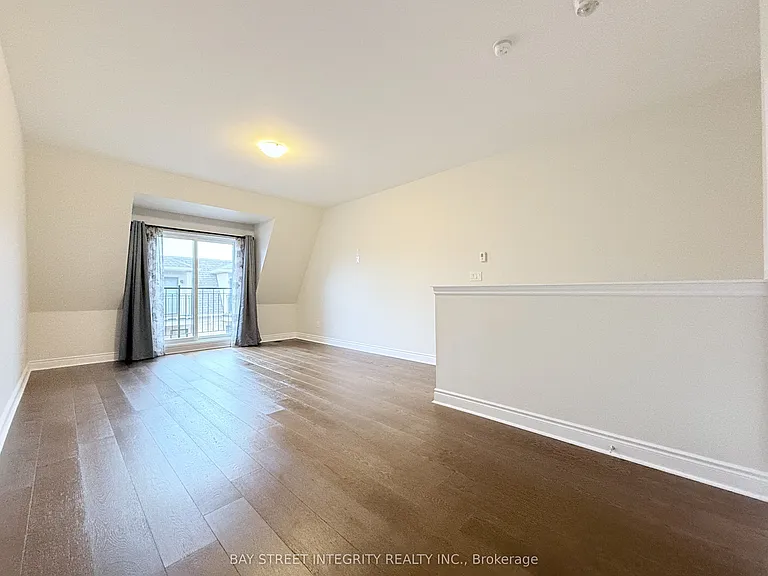 2160 Trafalgar Rd #3 — Photo 19