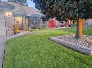 8529 Brentwick Way, Sacramento, CA 95823
