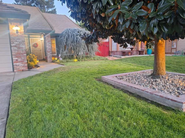 8529 Brentwick Way, Sacramento, CA 95823