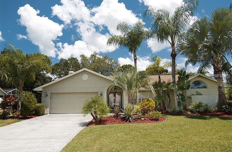 1st image of 3775 Surrey Ln