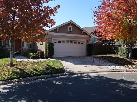 3rd image of 10221 Yardley Ct