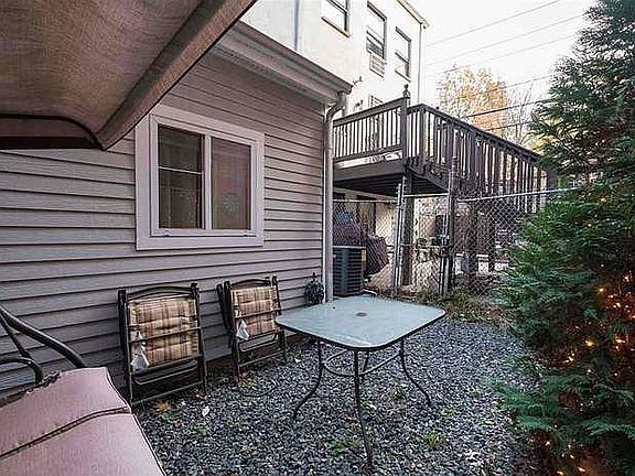 2nd image of 105 Erie St #7001