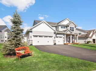 16527 Snell Ln, Prior Lake, MN 55372