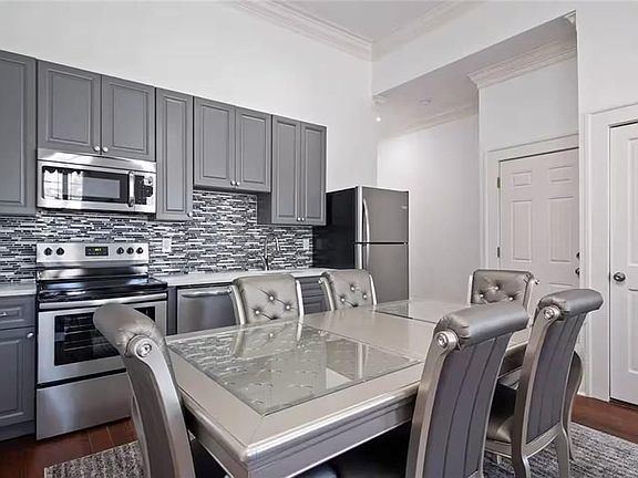 5th image of 1411 Saint Bernard Ave