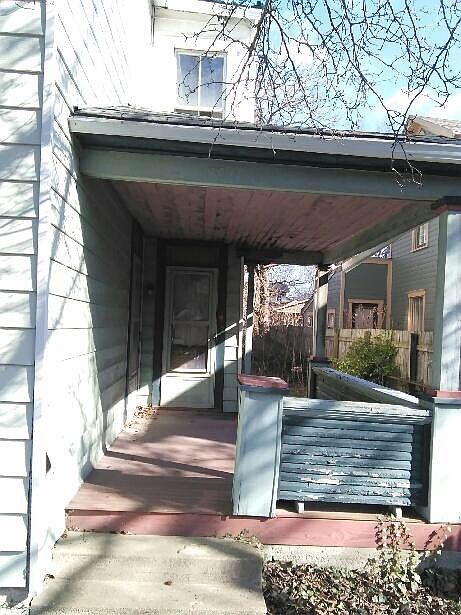 1st image of 204 Henry St