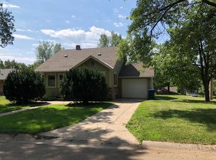723 W 1st St, Wilber, NE 68465