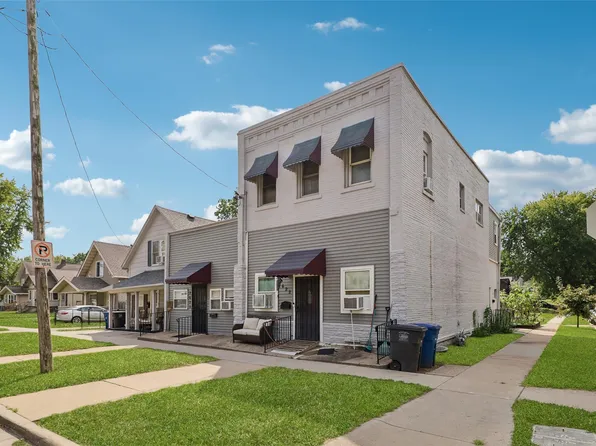 2618 E 9th St, Des Moines, IA 50316