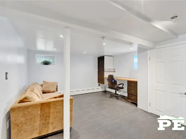 3222 Kings Highway image 13 of 28