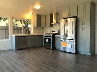 10959 Avenida Del Gato, San Diego, CA 92126