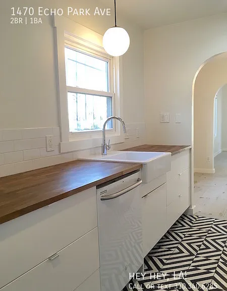 1470 Echo Park Ave — Photo 23