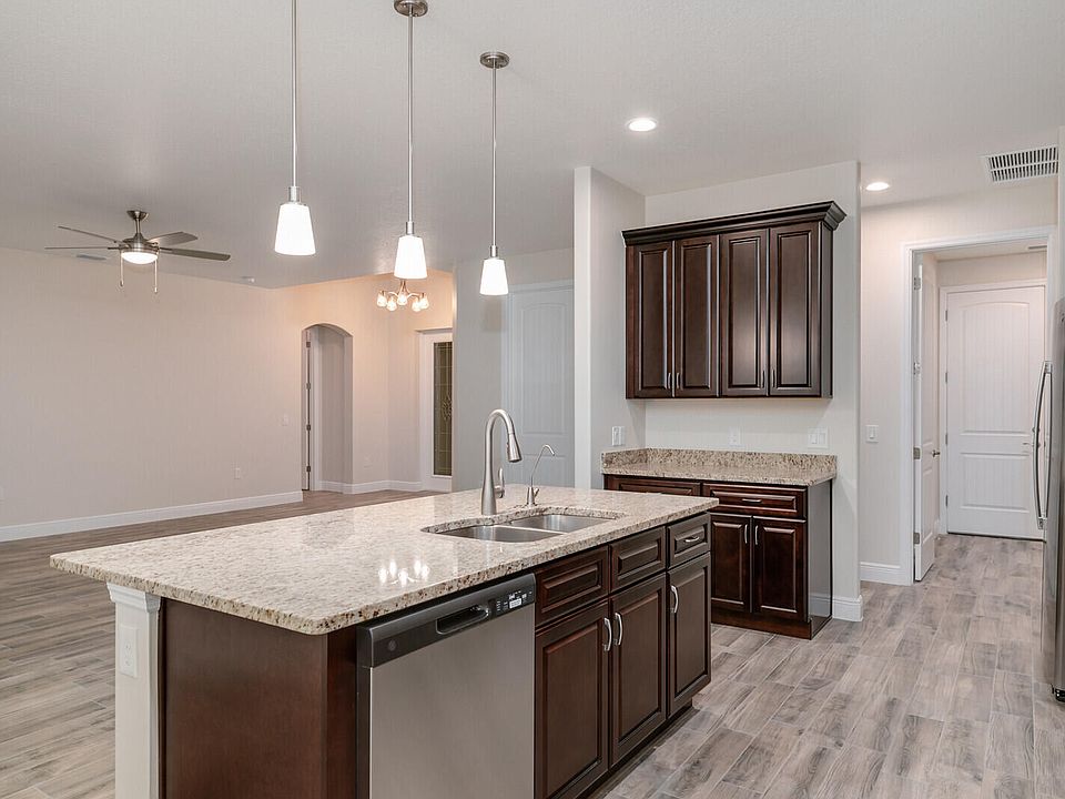 2nd image of 7202 Wando Ave