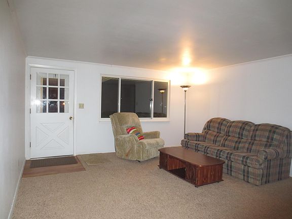 3rd image of 331 Brownstone Dr
