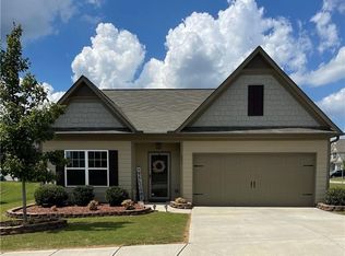 331 Seasons Valley, Pendergrass, GA 30567