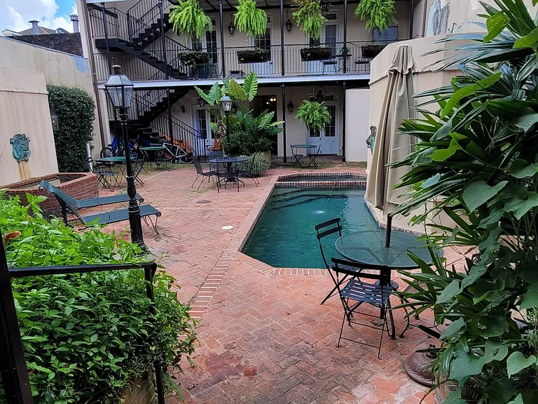 517 Dumaine St #1R — Photo 17