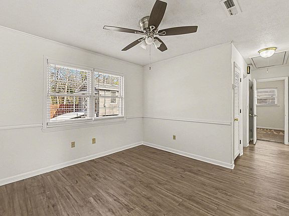 5th image of 1932 Sunnyvale Ave