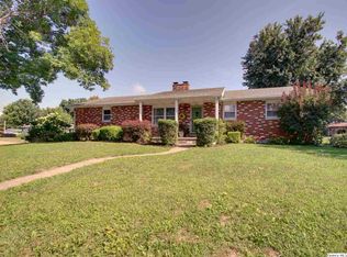 1001 Kochs Ln, Quincy, IL 62305