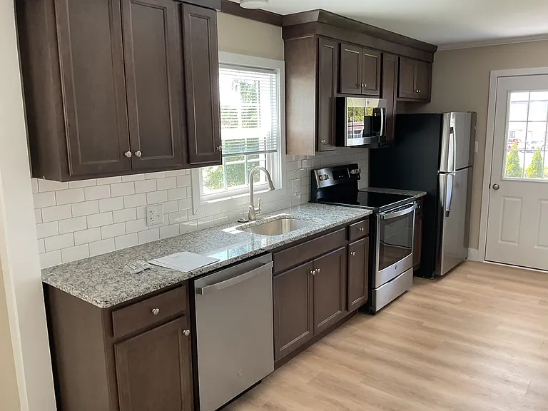 15 Owl Hill Rd — Photo 6