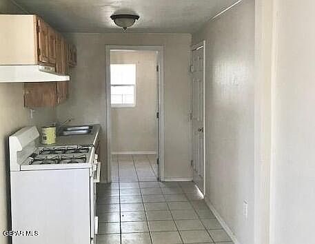 4th image of 225 N Seville Dr