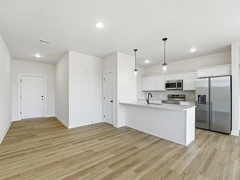 716 Greenwell Pl — Photo 7