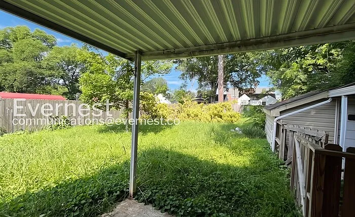 507 S Lovell Ave — Photo 14
