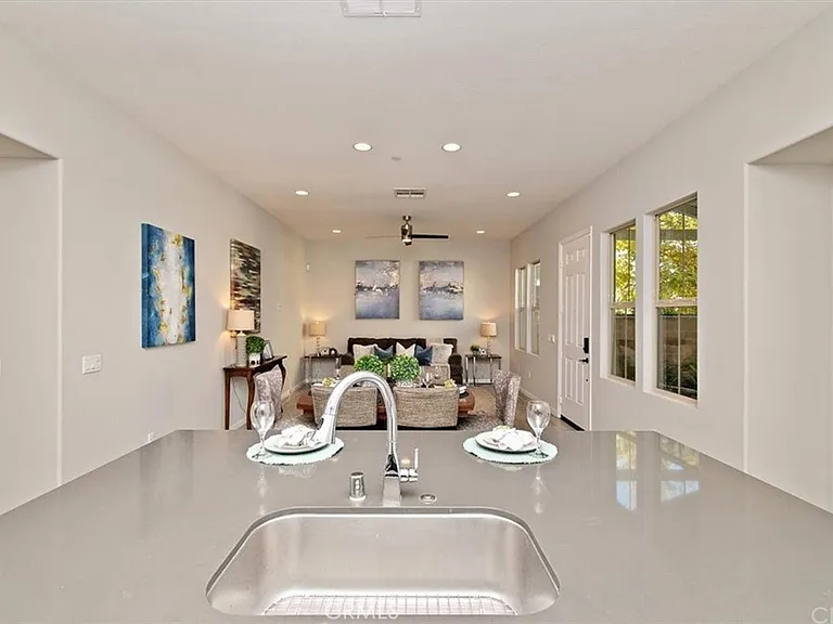 85 Promesa Ave — Photo 8