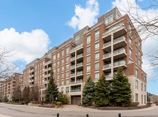 2470 Prince Michael Dr #712, Oakville, ON L6H 0G9