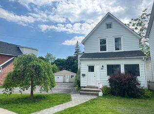 48 Durham St #5, Kingston, ON K7L 1J1