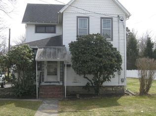 120 Pitney St, Sayre, PA 18840