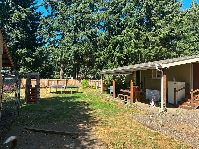 82 Wildwood Ln — Photo 3